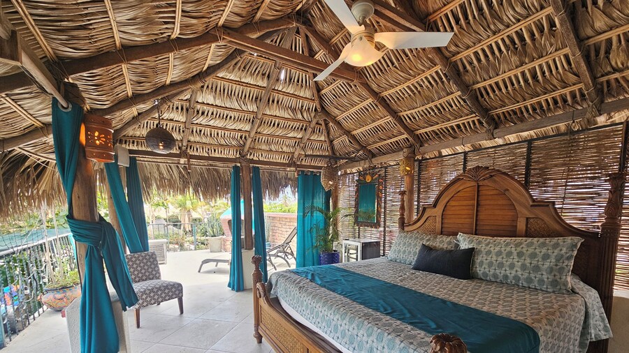Cabo Inn Hotel