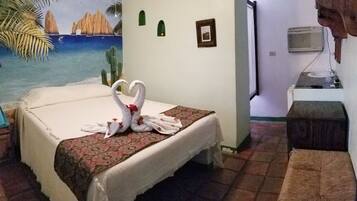 1 habitación, decoración personalizada y muebles diferentes