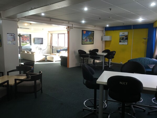 Interior - Fat Camel Hostel (Auckland)