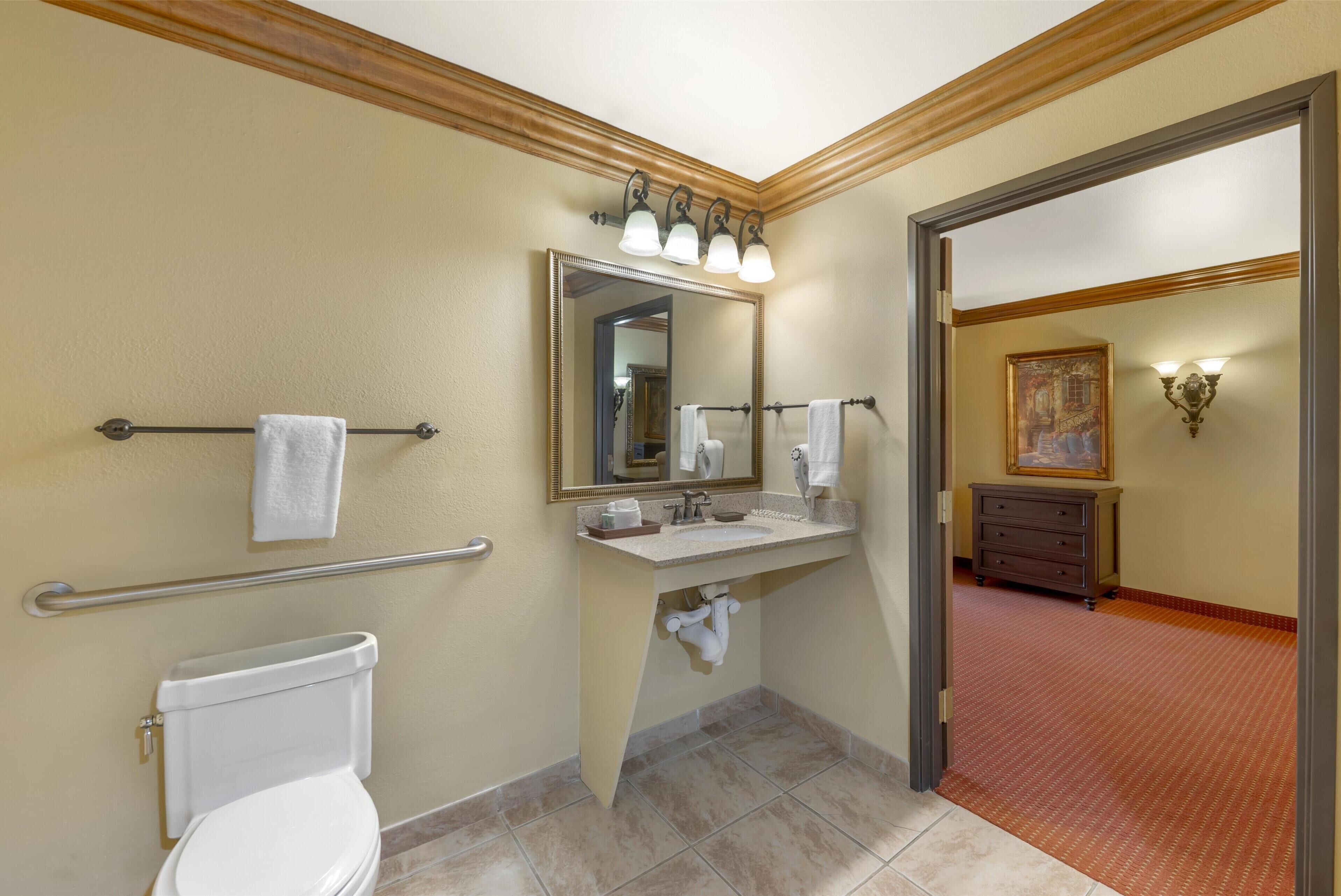 suite, 2 queen beds, accessible, bathtub | bathroom | designer toiletries, hair dryer, towels