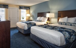 豪華客房, 2 張加大雙人床, 非吸煙房 | 高級寢具、書桌、熨斗/熨衫板、免費 Wi-Fi