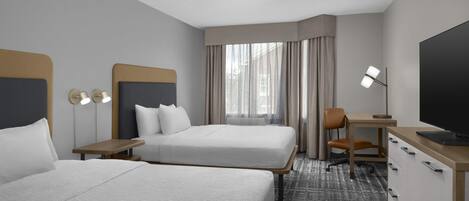 Suite, 1 Bedroom, Non Smoking | In-room safe, laptop workspace, blackout curtains, iron/ironing board