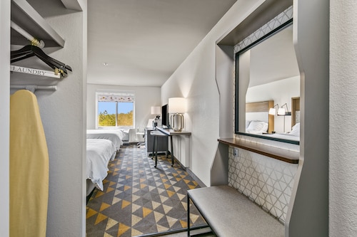 Holiday Inn Express Lucedale by IHG