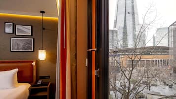 Literie hypoallergénique, coffres-forts dans les chambres, bureau