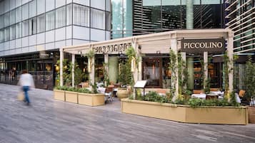 Frühstück, Mittagessen und Abendessen