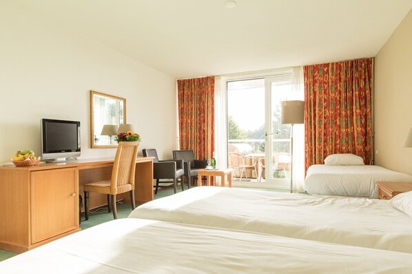 Desk, cots/infant beds, free WiFi, bed sheets