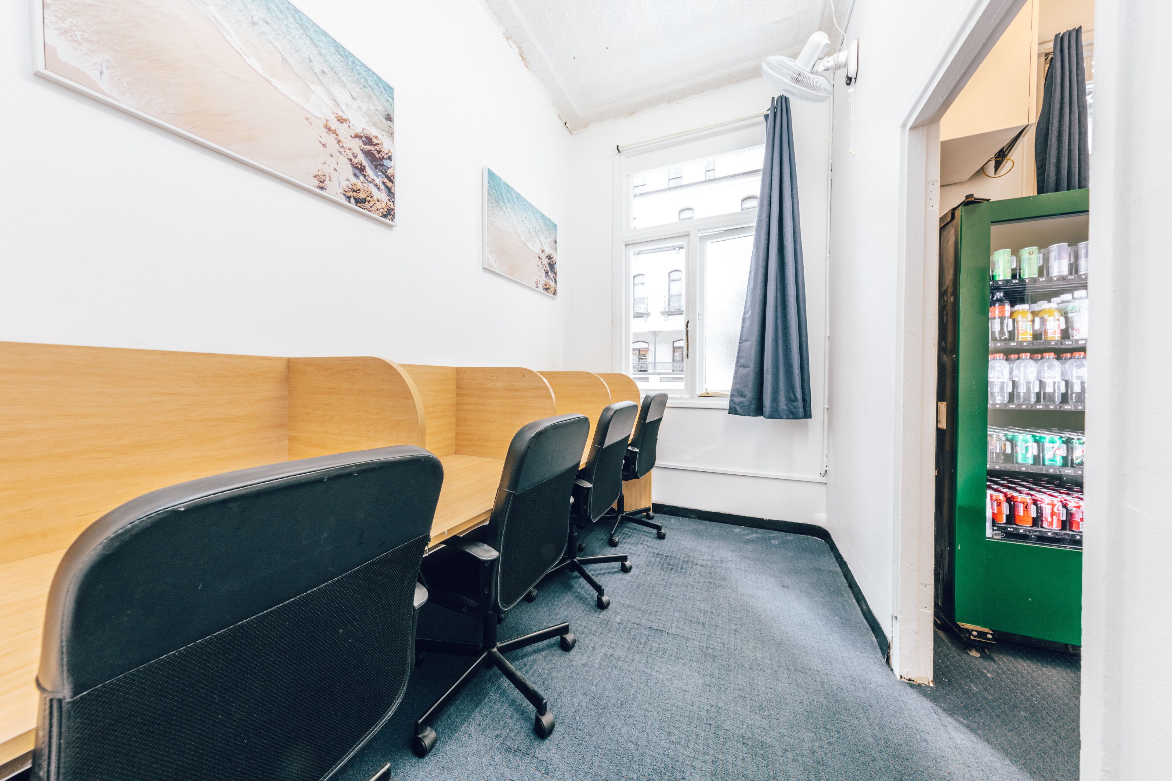 Photo - Maze Backpackers - Sydney