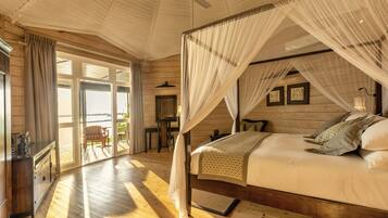 Villa Premium, baignoire à jets, vue plage | 1 chambre, literie de qualité supérieure, minibar