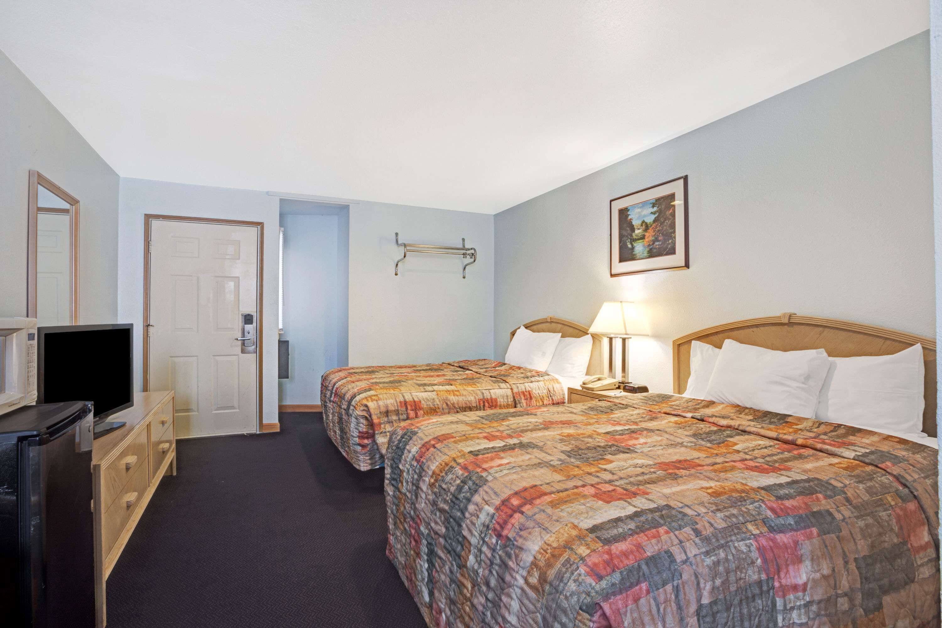 Photo - Travelodge by Wyndham Seattle North of Downtown