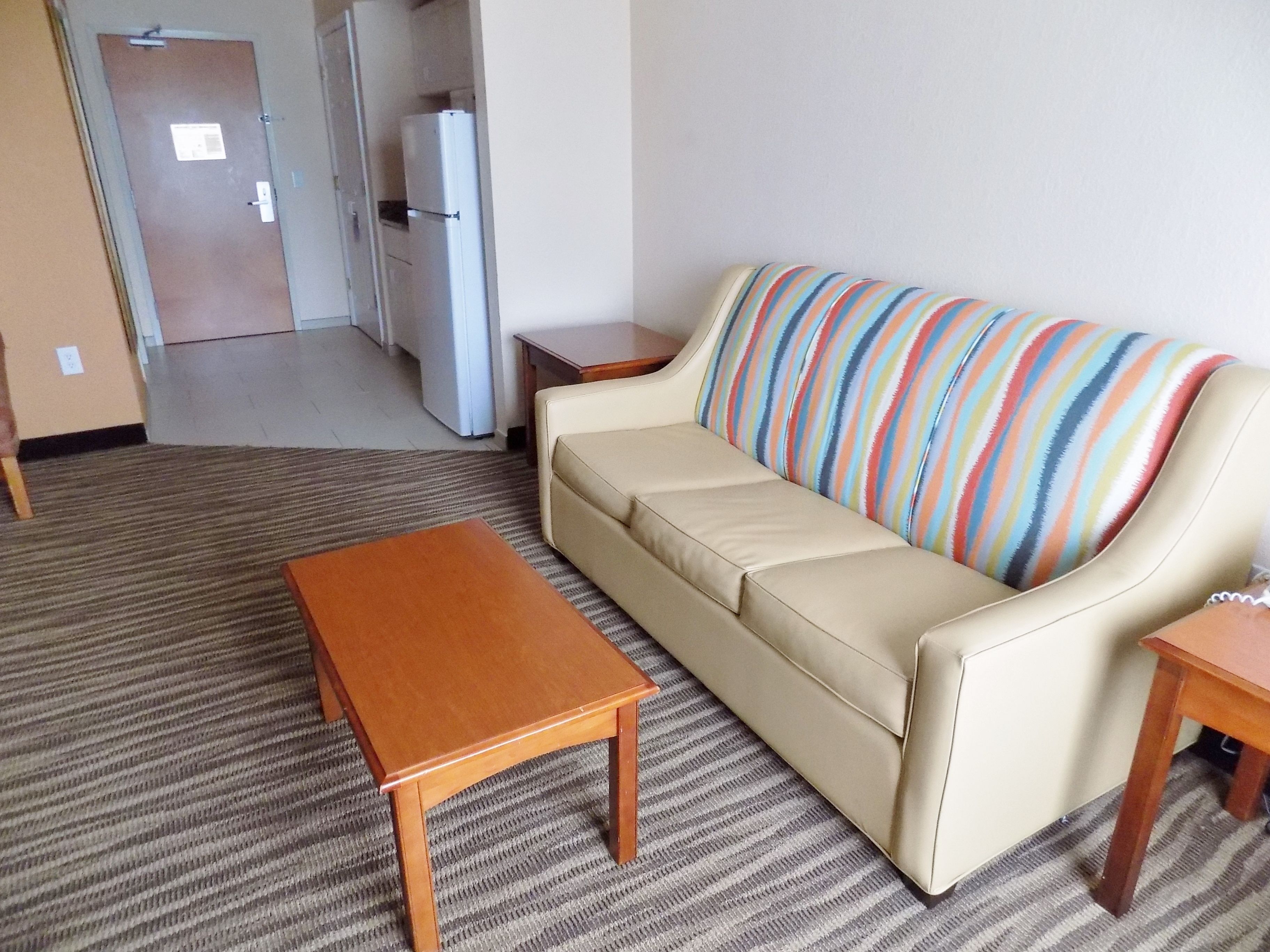 suite, 1 king bed, refrigerator | in-room safe, laptop workspace, blackout curtains, soundproofing