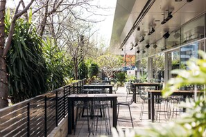 Terrace/patio - Hotel TOTTO Wollongong (Wollongong)
