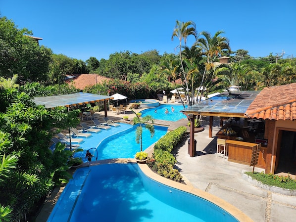 3 outdoor pools, sun loungers