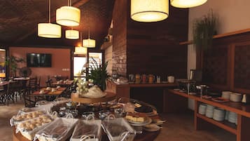 Desayuno buffet incluido todos los dĂas