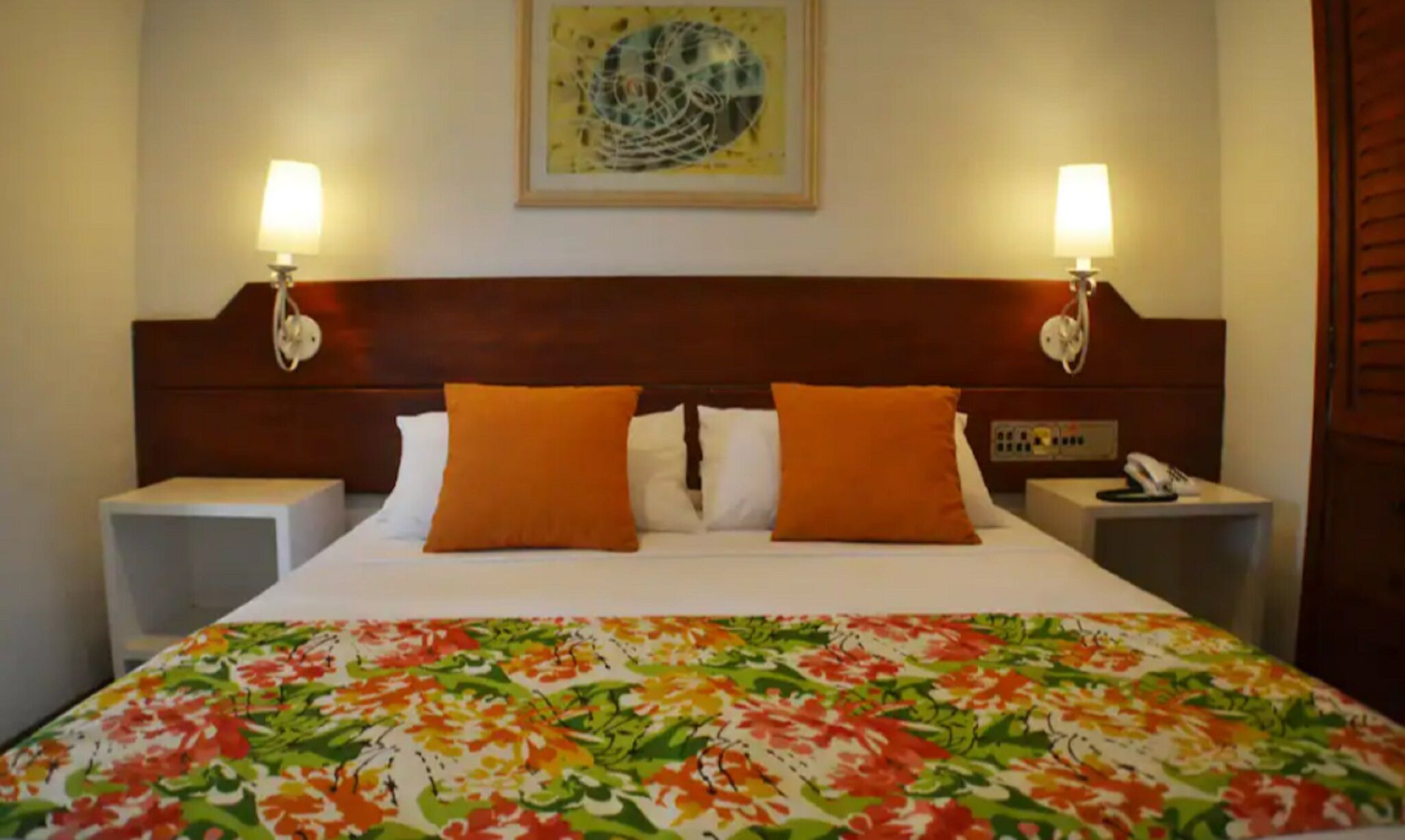 Minibar, in-room safe, desk, blackout curtains