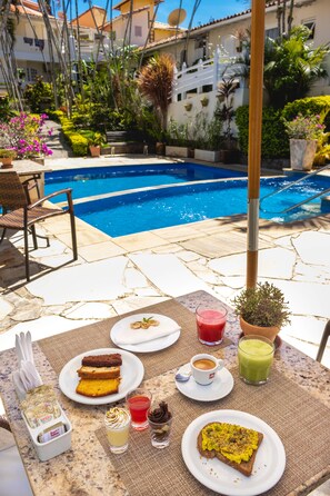 Coffee service - Auberge de La Langouste (Búzios)