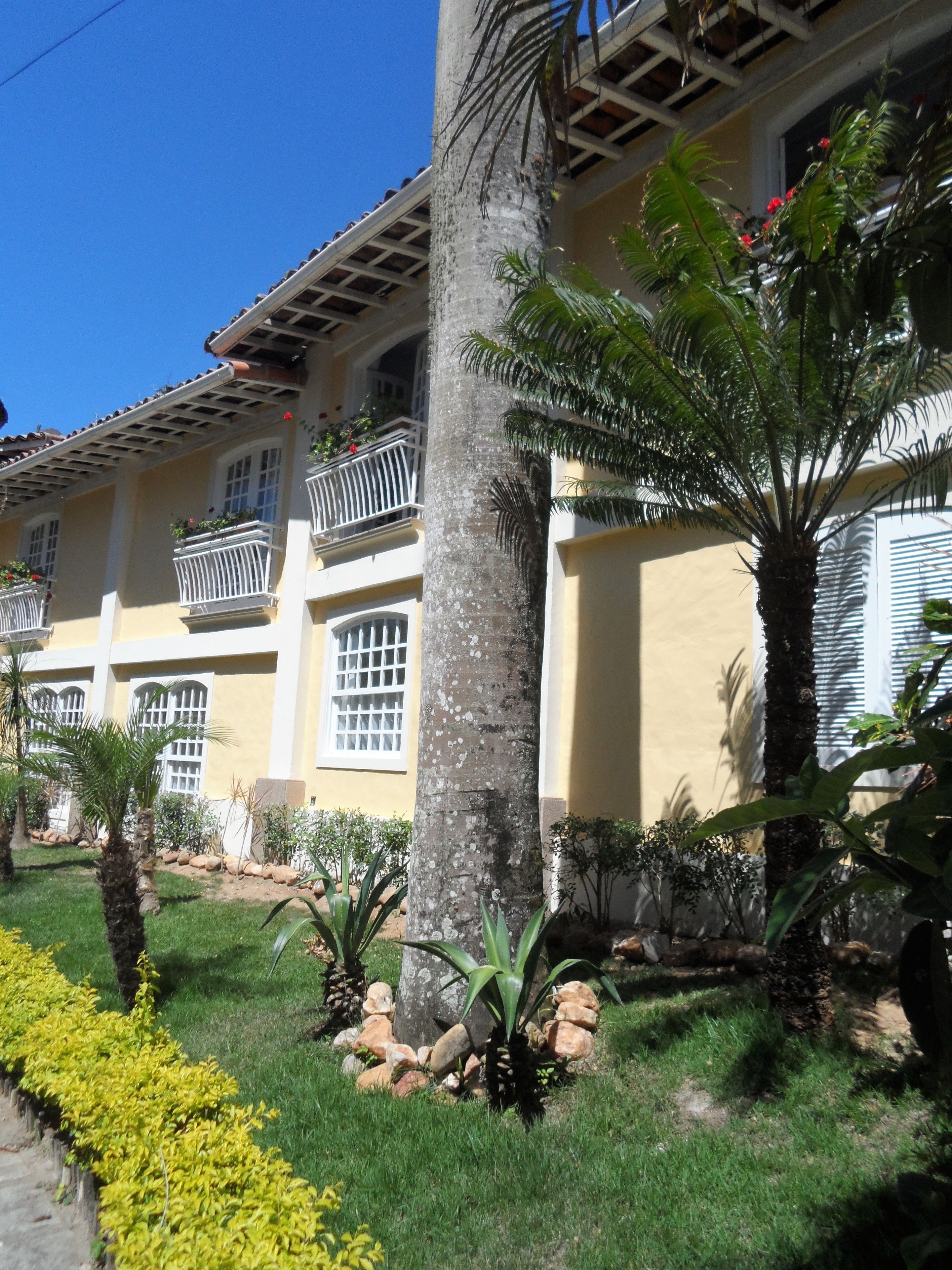 standard triple room | property grounds