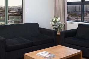 TV - Rydges Mackay Suites (Mackay)