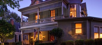 Devereaux Shields House