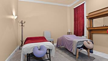 Couples treatment room(s), hot stone massages, deep-tissue massages