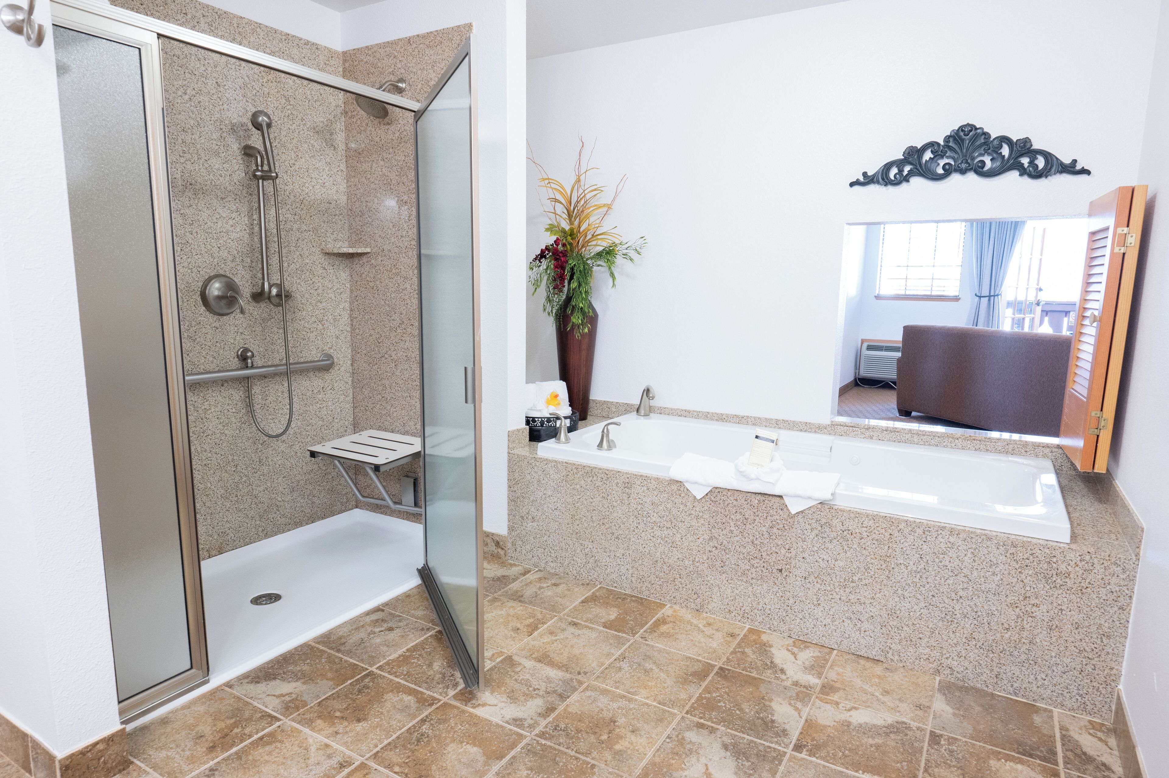 Suite, 1 Schlafzimmer, barrierearm (Canyon) | Badezimmer