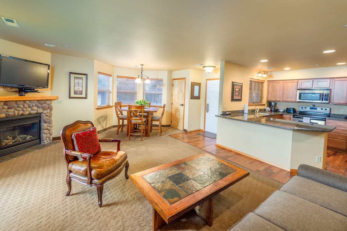 premium bedding, pillow-top beds, blackout curtains, iron/ironing board