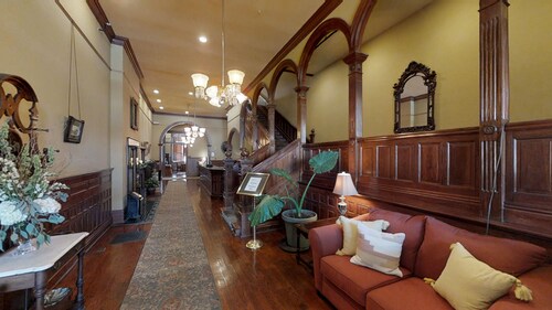 The Fitzpatrick Hotel