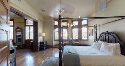 The Fitzpatrick Hotel