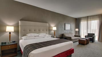 Literie de qualité supérieure, coffres-forts dans les chambres, bureau