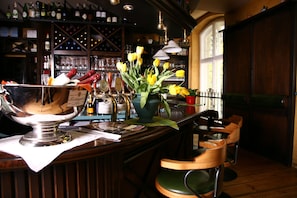 Bar (on property) - Hotel - Restaurant Kronprinz (Falkensee)