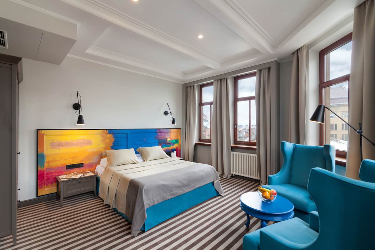 Suite | Minibar, escritorio, espacio para trabajar con un portátil y wifi gratis