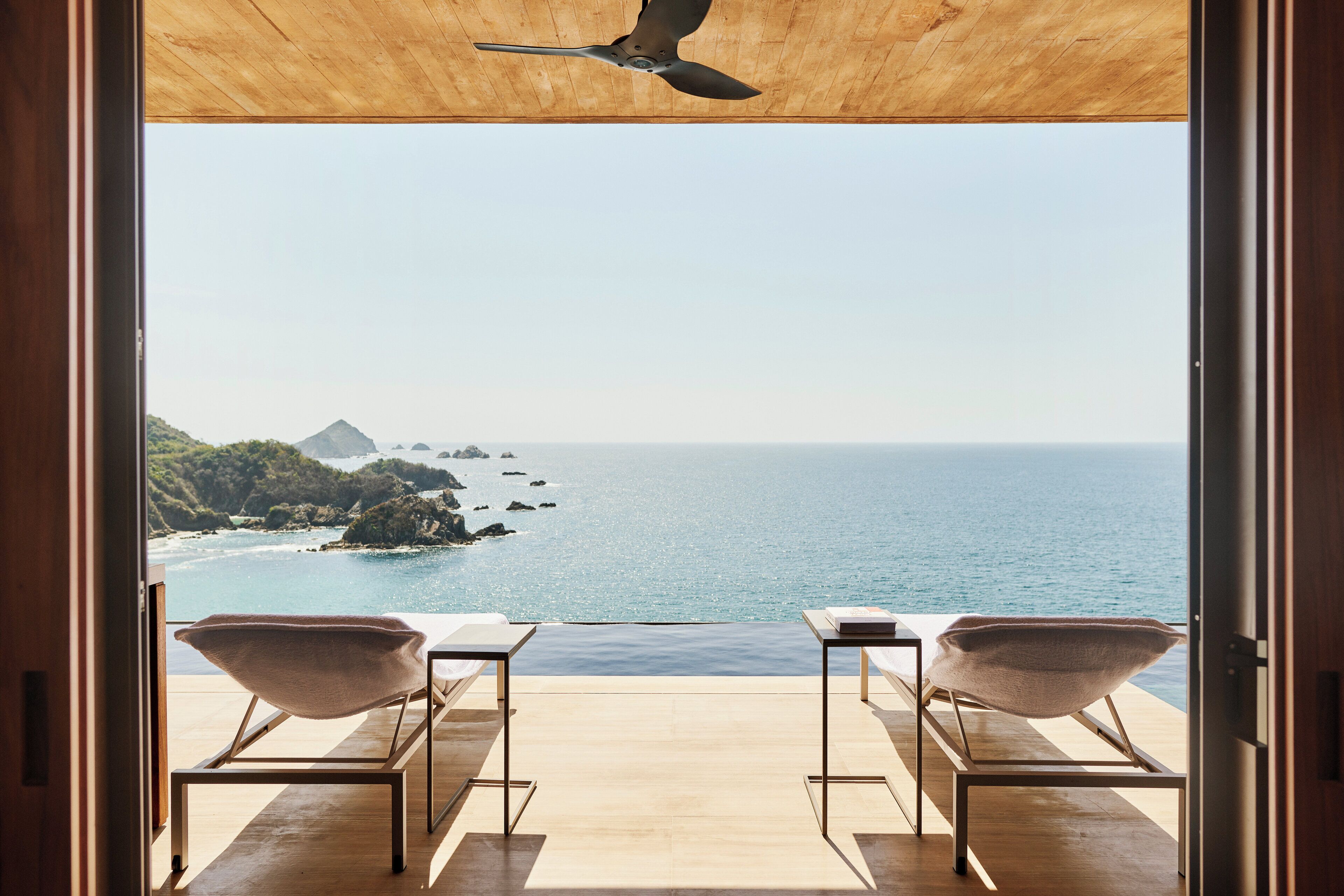 Panoramic Suite, 1 Bedroom (Cliffside, Infinity Pool) | Premium bedding, minibar, in-room safe, individually decorated