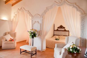 1 bedroom, premium bedding, minibar, in-room safe