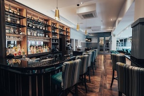 2 bars/lounges - Fitzwilton Hotel (Waterford)