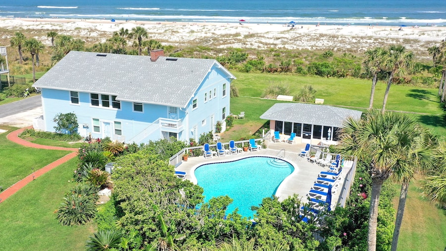 Beachfront Bed & Breakfast