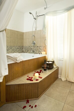 Suite, Private Bathroom (The Mediterranean (Room in the B&B)) | Private spa tub - The Lakehouse Bed & Breakfast (Canyon Lake)