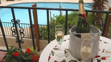 Decoración personalizada, muebles diferentes y insonorización