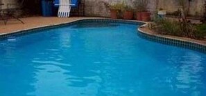 Outdoor pool - The Lakehouse Bed & Breakfast (Canyon Lake)