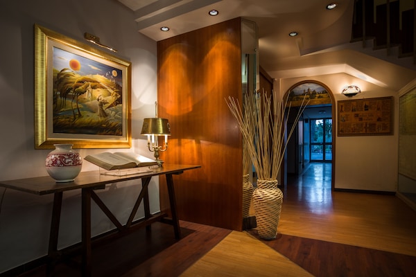 Télévision de 16 pouces avec chaßnes numériques