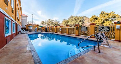 Quality Inn & Suites SeaWorld North