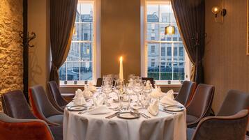 Se sirven desayunos y cenas