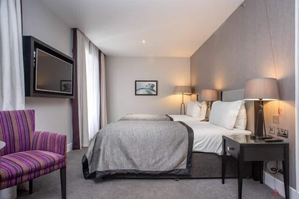 1 bedroom, hypo-allergenic bedding, in-room safe, individually decorated