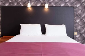 Chambre double | Accès au Wi-Fi (inclus), literie fournie