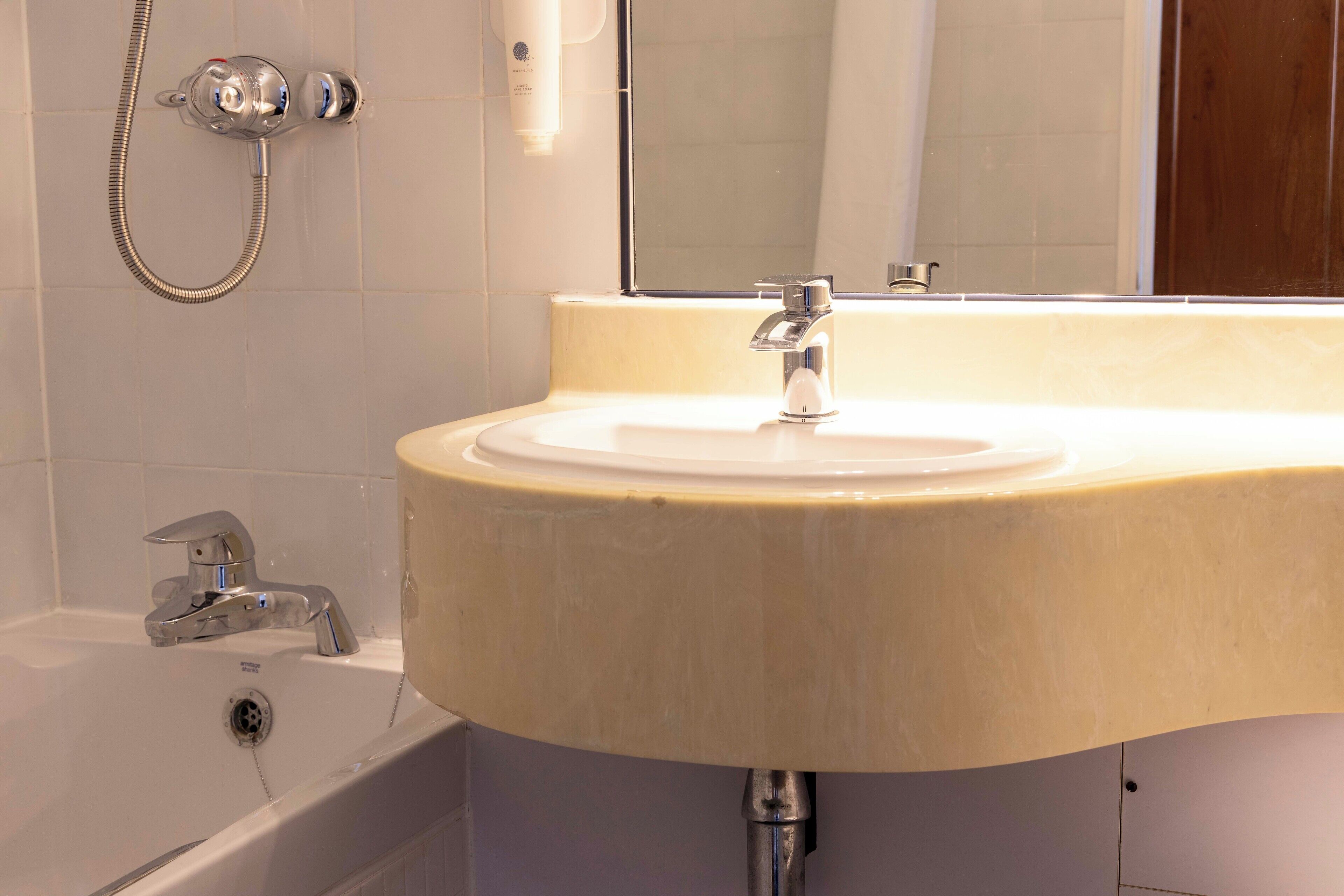 Foto - Roebuck by Greene King Inns