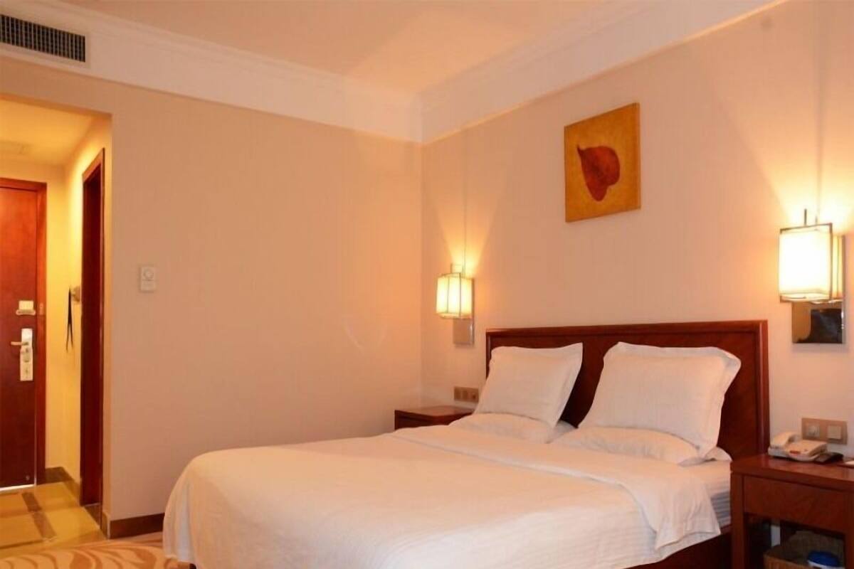 Habitación Premium doble | Caja fuerte, wifi gratis, ropa de cama