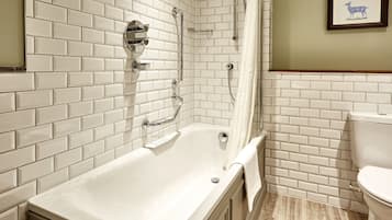 Shower, free toiletries, towels