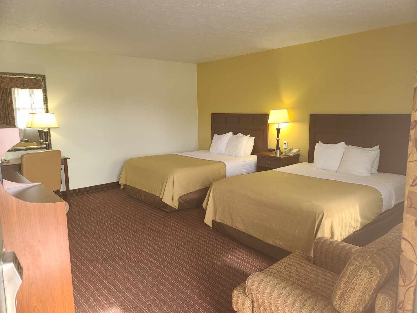 Iron/ironing board, free WiFi, bed sheets