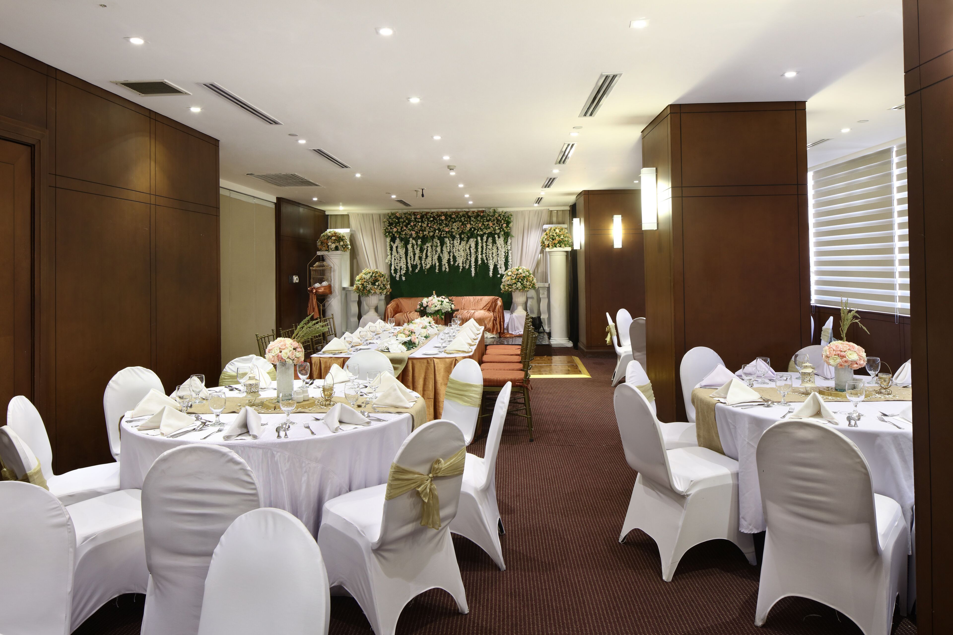 banquet hall