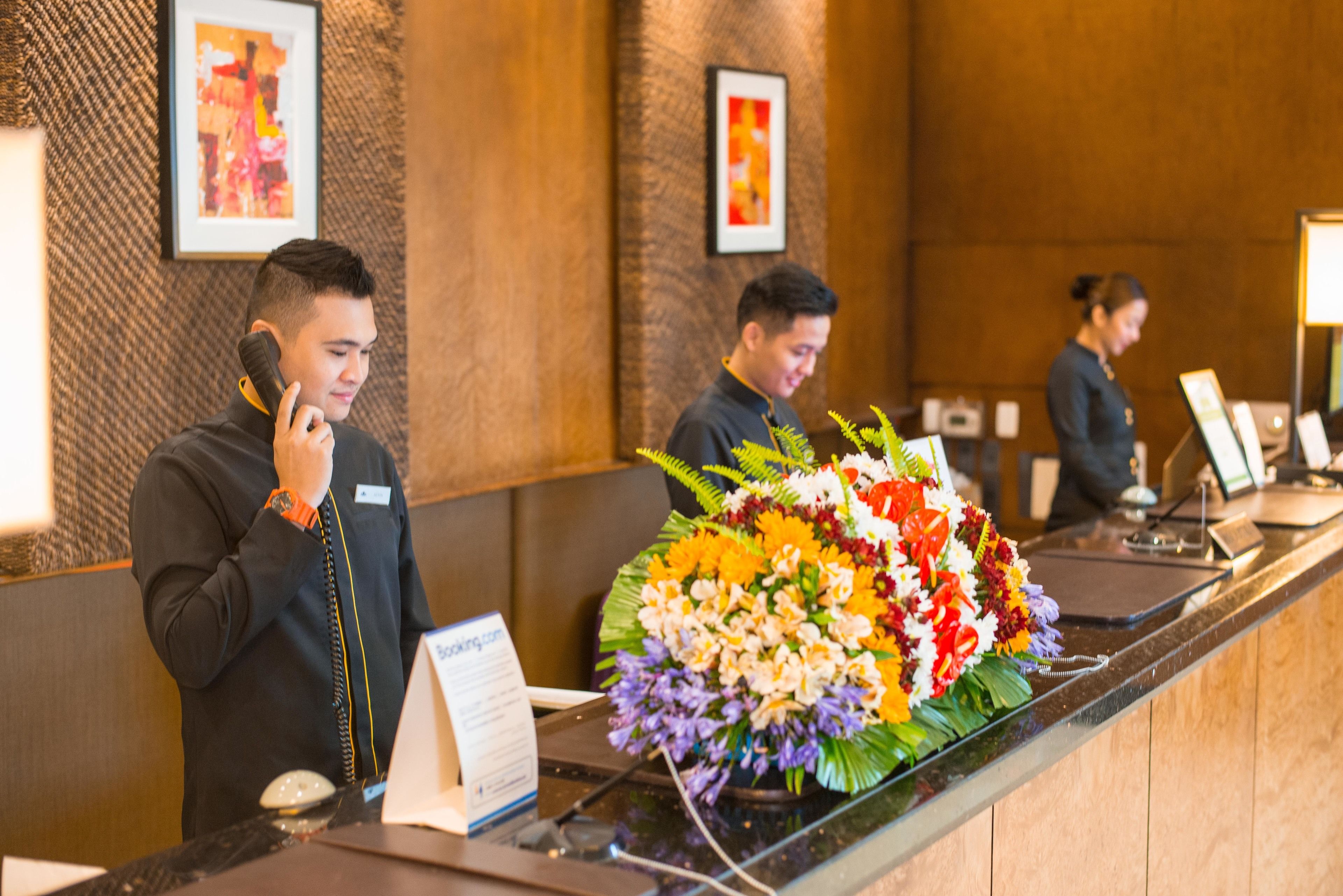 concierge desk