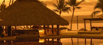 Vista Vallarta All Suites on the Beach