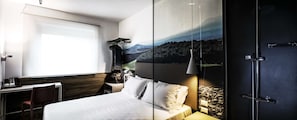 Egyptian cotton sheets, premium bedding, pillow-top beds, minibar